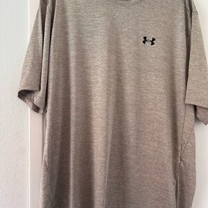 Under Armour Men's Heathered Gray Tee